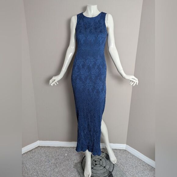 90s Minimalist Maxi Dress – Crinkled Fabric, Rose Pattern, Slit, Size XS/S, Sava - Picture 4 of 10